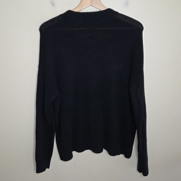Kendall & Kylie | Black Sweater with Laced Up V-neck Size Medium - Picture 5 of 5